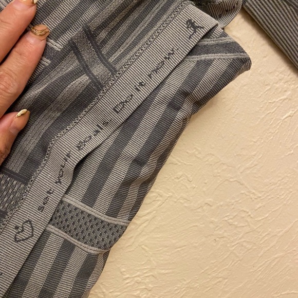 Lululemon swifty tech Long Sleeve top - Picture 4 of 9